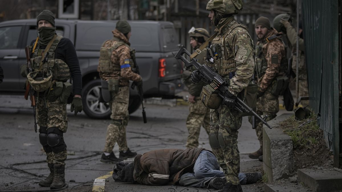 Amnistía Internacional afirmó que hay pruebas convincentes de que las tropas rusas cometieron crímenes de guerra